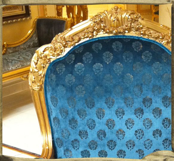 PETIT OEILLET gilded on Sapphire velvet for Esam Ghazzawi.